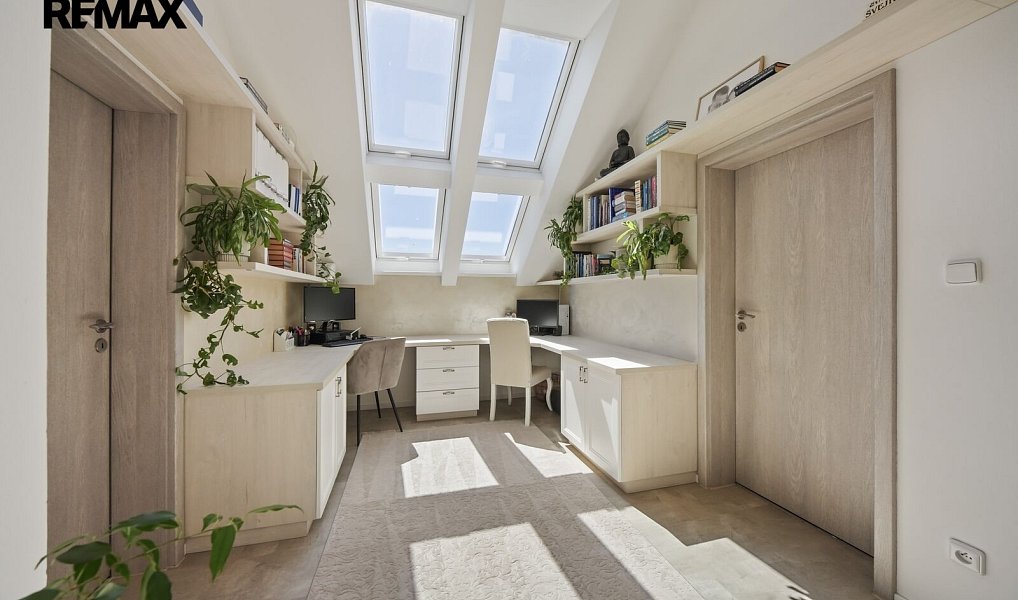 Prodej domu 176 m² s pozemkem 1 000 m², Kupařovice – náhled fotky 23