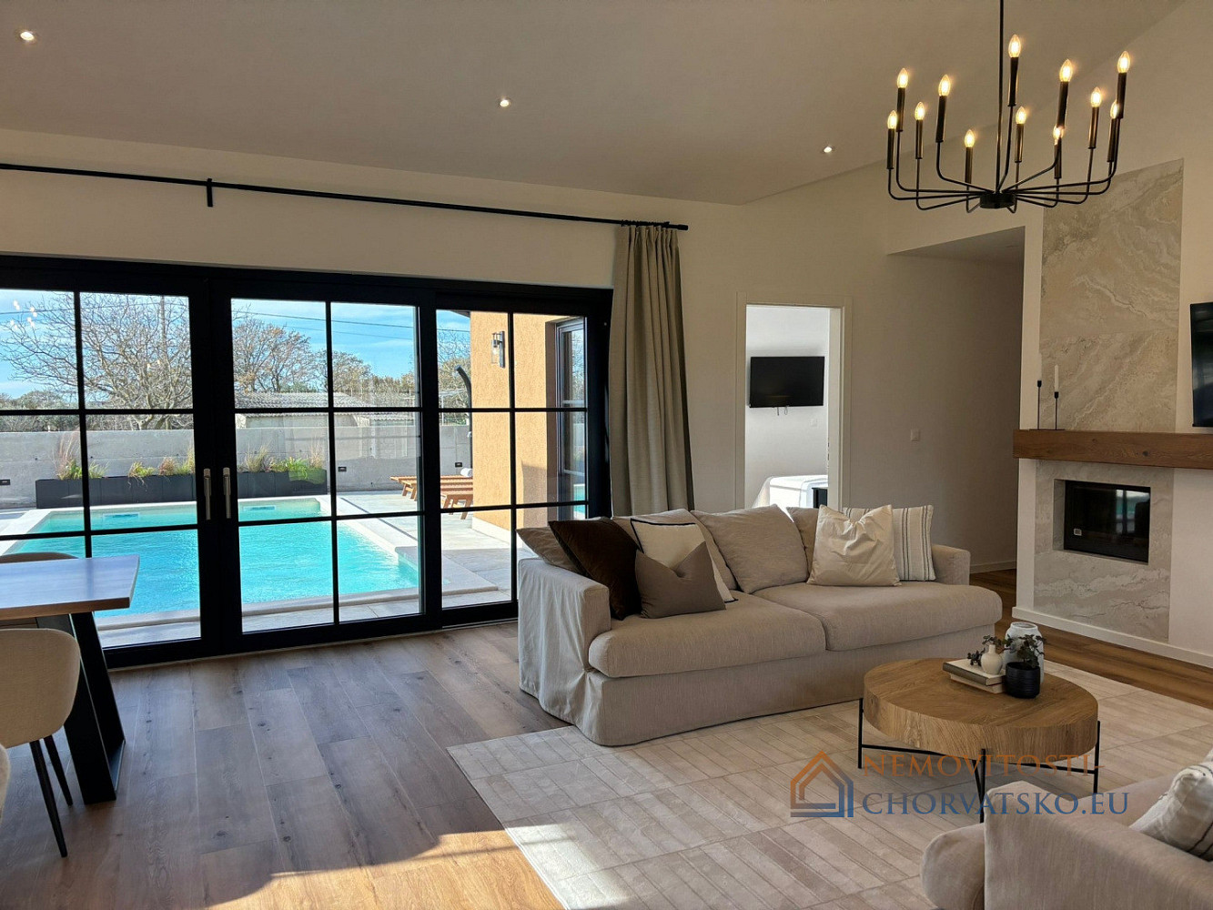 Prodej domu 139 m² s pozemkem 523 m² - Bild 4