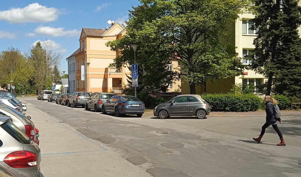 Prodej stavebního pozemku 241 m², České Budějovice – náhled fotky 2