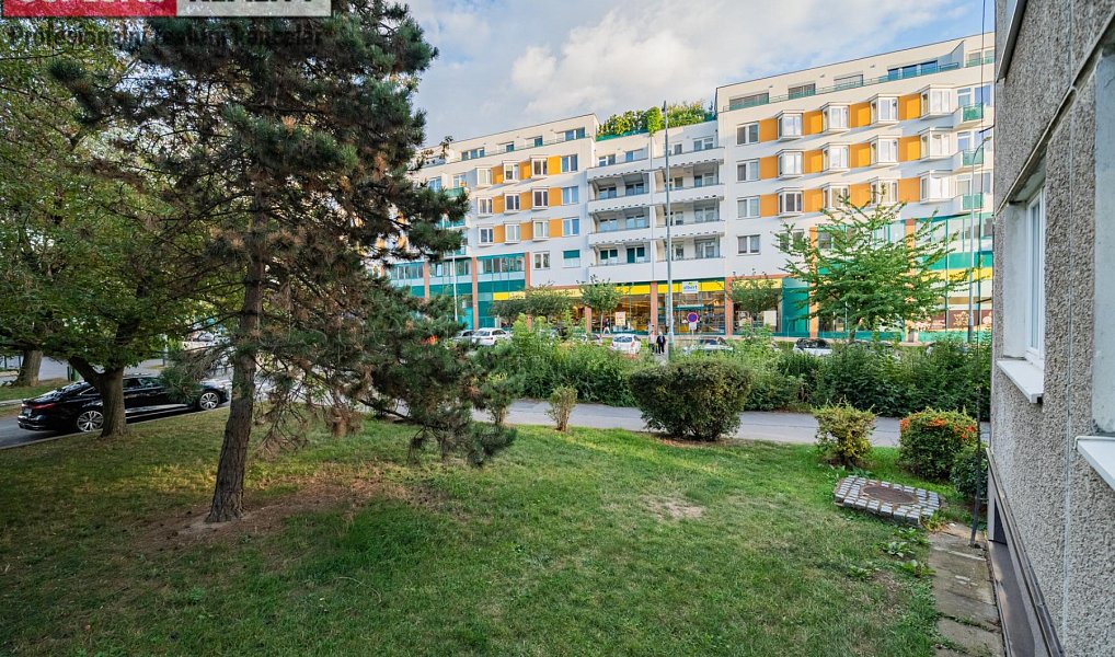 Prodej bytu 3+1 84 m², Praha – náhled fotky 29