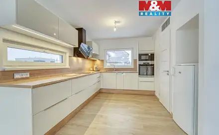 Prodej domu 152 m² s pozemkem 1 158 m², Jabloňová, Horoušany - Horoušánky, okres Praha-východ