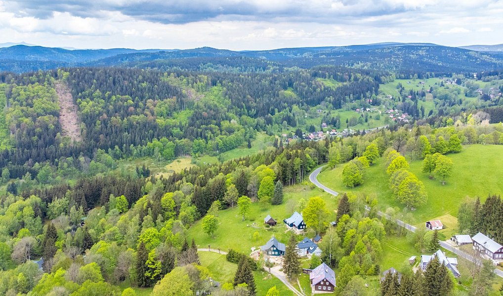 Prodej chaty/chalupy 380 m² s pozemkem 2 691 m², Desná – náhled fotky 56