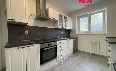 Pronájem bytu 2+1 52 m², Bří Čapků, Neratovice, okres Mělník