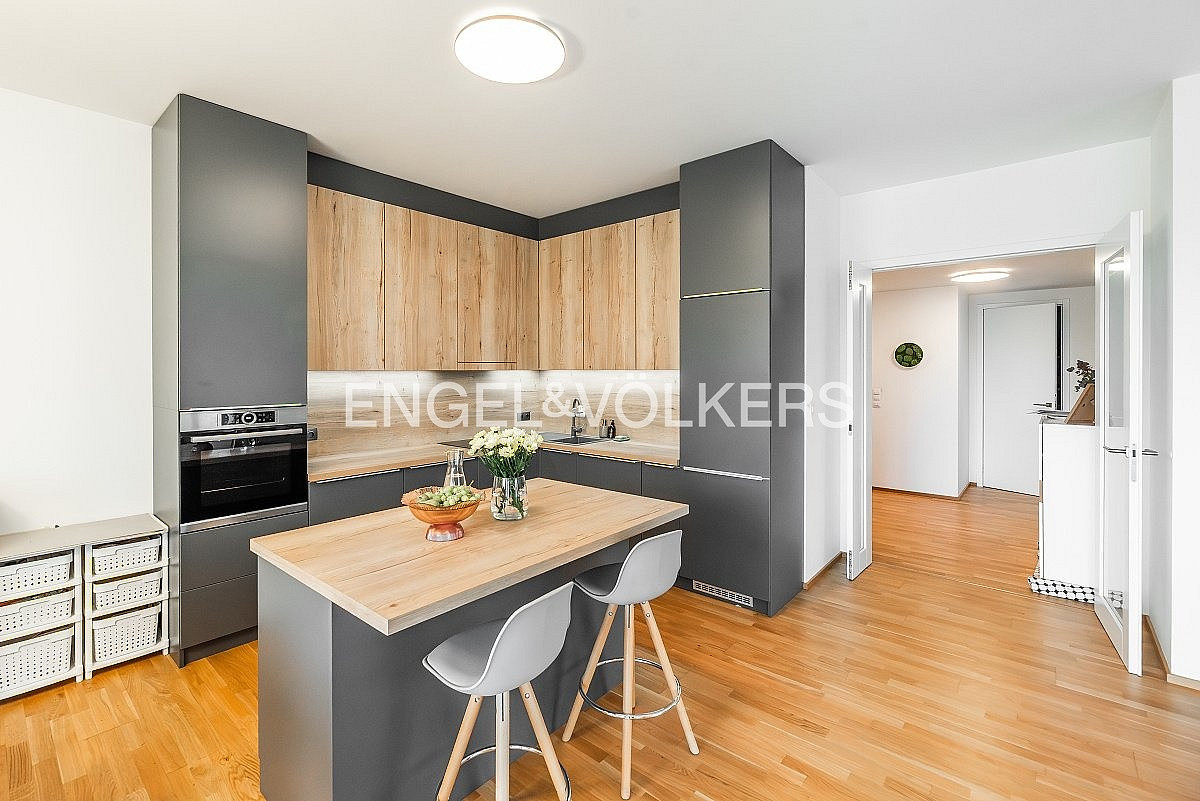 Pronájem bytu 3+kk 90 m² – fotografie 4