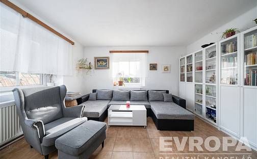 Prodej bytu 2+1 72 m², Stará Paka - Karlov, okres Jičín