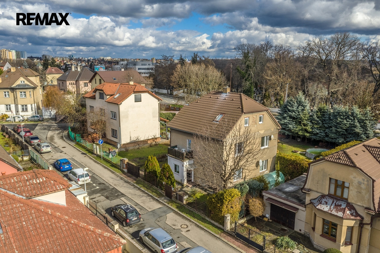 Prodej domu 246 m² s pozemkem 737 m², Praha