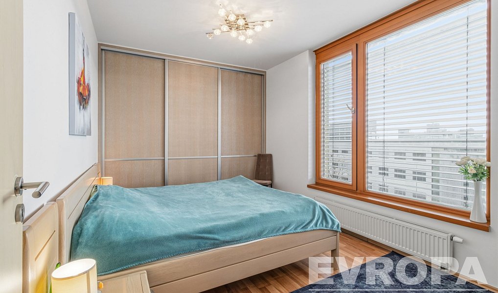 Prodej bytu 4+kk 143 m², Praha – náhled fotky 15