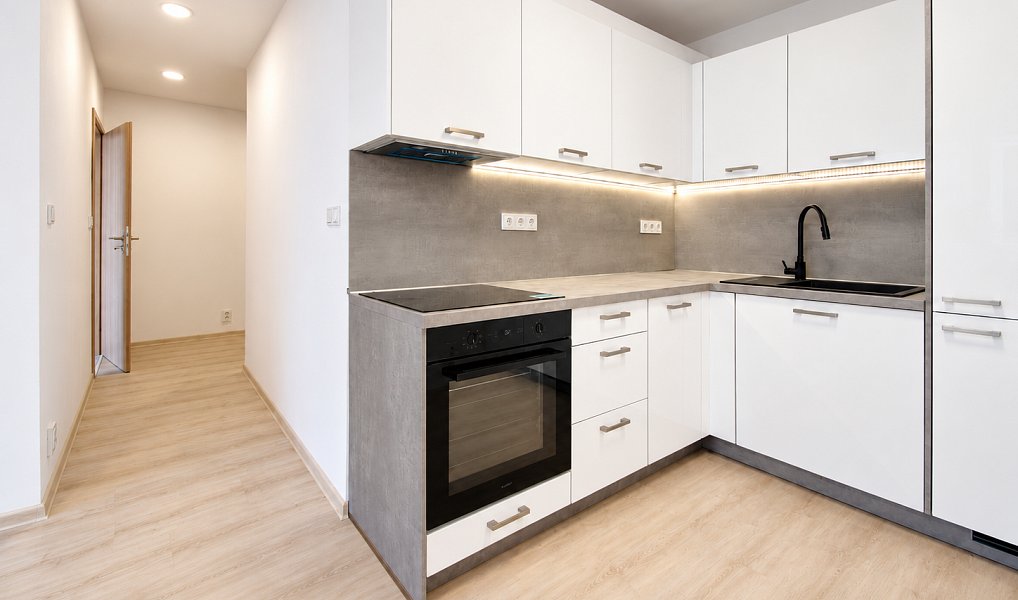 Pronájem bytu 2+kk, 32 m², Nymburk
