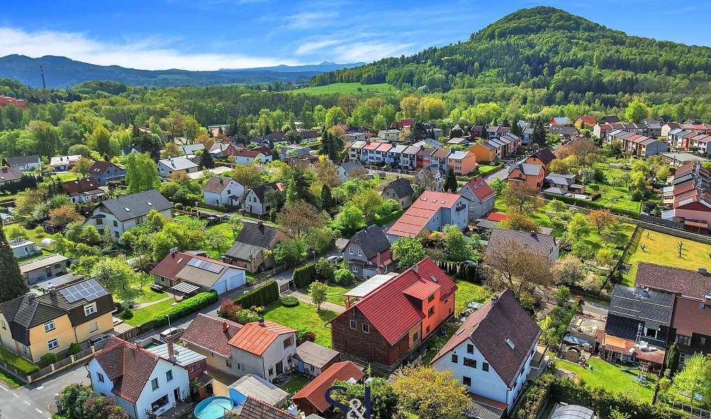 Prodej domu 245 m² s pozemkem 973 m², Nový Bor – náhled fotky 30