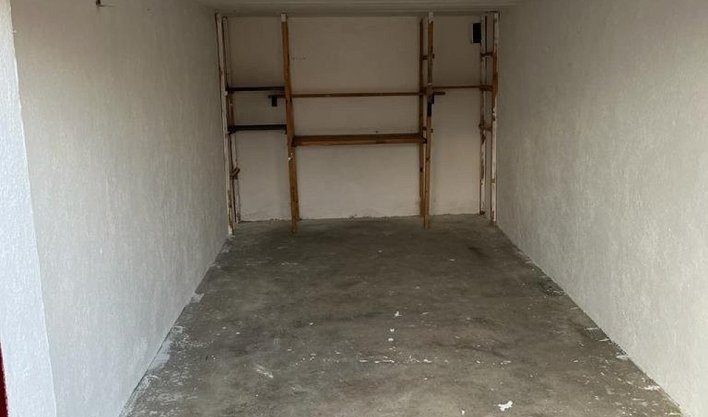 Pronájem garáže 18 m2, Český Krumlov, Český Krumlov – náhled fotky 4