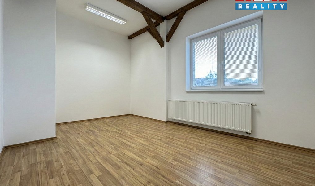 Pronájem kanceláře 251 m², Bechyně – náhled fotky 11