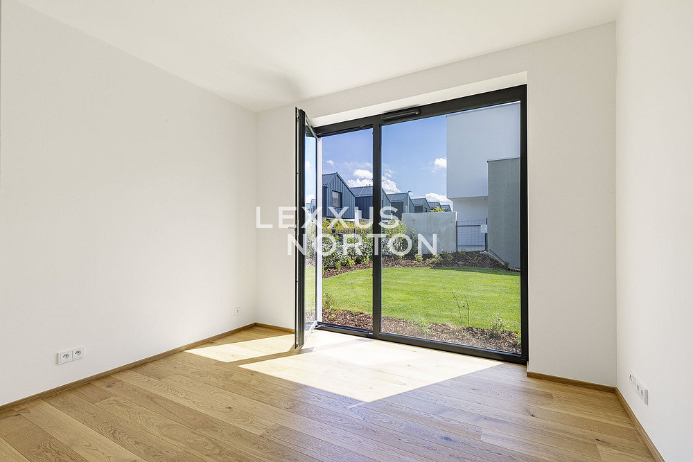 Prodej domu 231 m² s pozemkem 446 m² – fotografie 4