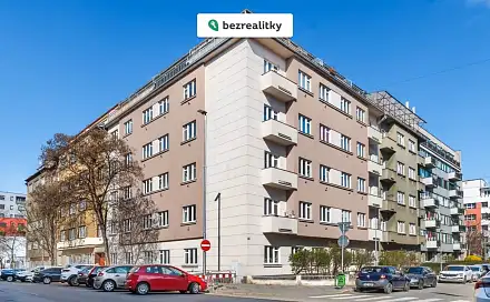 Prodej bytu 1+kk 35 m², Kloboučnická, Praha 4 - Nusle
