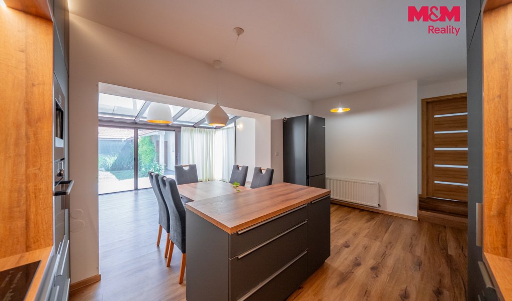 Prodej domu 170 m² s pozemkem 1 928 m², Blansko – náhled fotky 8