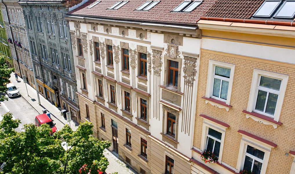 Pronájem bytu 3+1 112 m², Plzeň – náhled fotky 2