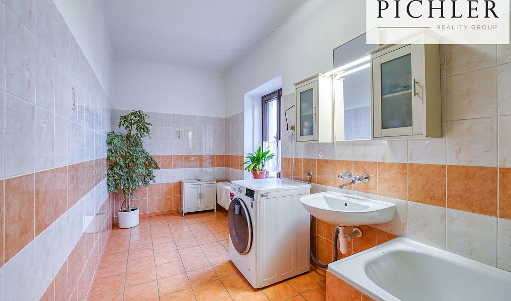 Prodej ubytovacího objektu 355 m², Čachrov – náhled fotky 18