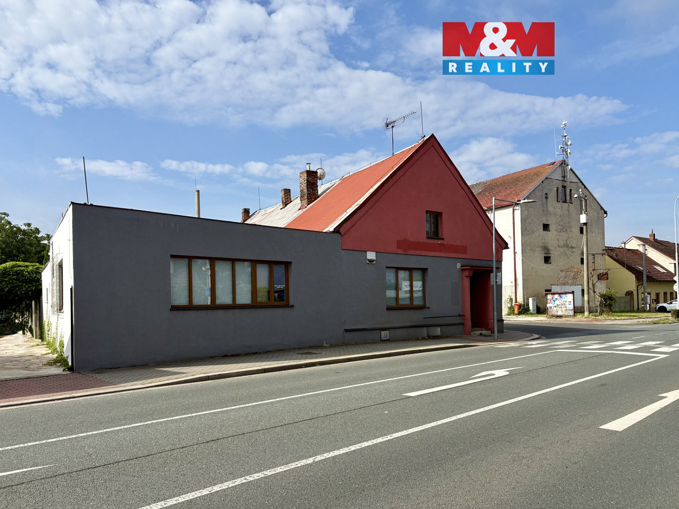 Prodej domu 350 m² s pozemkem 340 m² – fotografie 2
