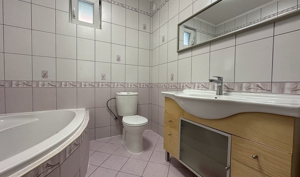 Pronájem domu 112 m² s pozemkem 482 m², Kuchařovice – náhled fotky 18