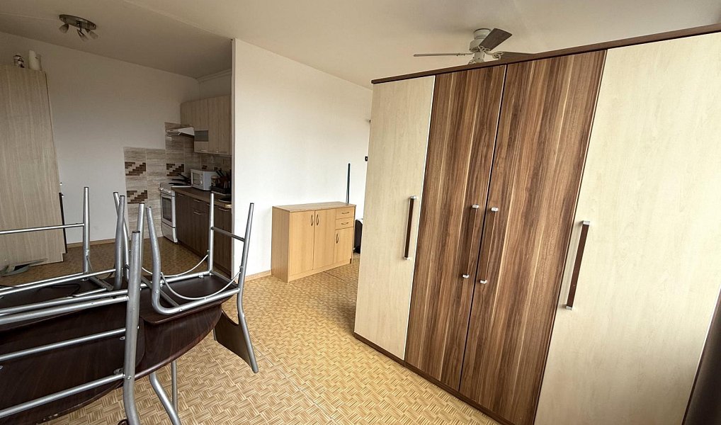 Pronájem bytu 1+kk 32 m², Most – náhled fotky 3