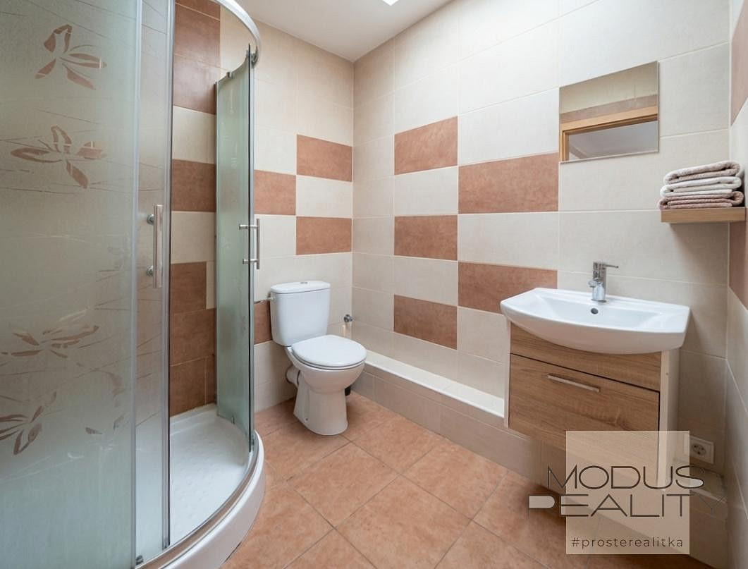 Pronájem kanceláře 35 m² — photo 5