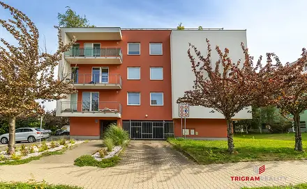 Prodej bytu 2+kk 34 m², Svatojánská, Hradec Králové - Třebeš