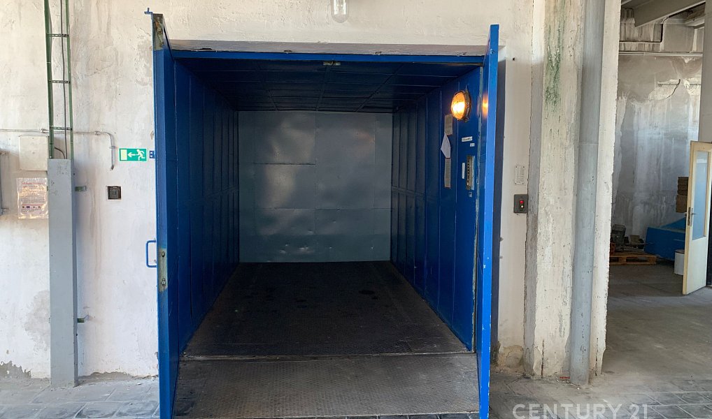 Pronájem skladovacích prostor 1 422 m², Chropyně – náhled fotky 4