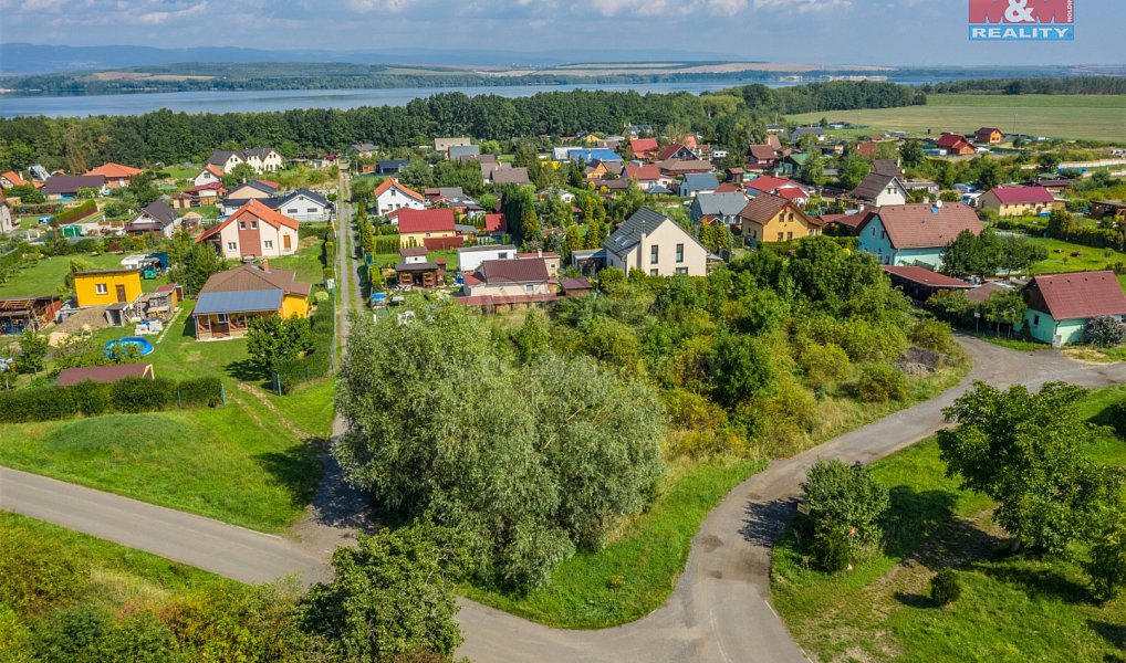 Prodej stavebního pozemku 589 m², Chbany – náhled fotky 3