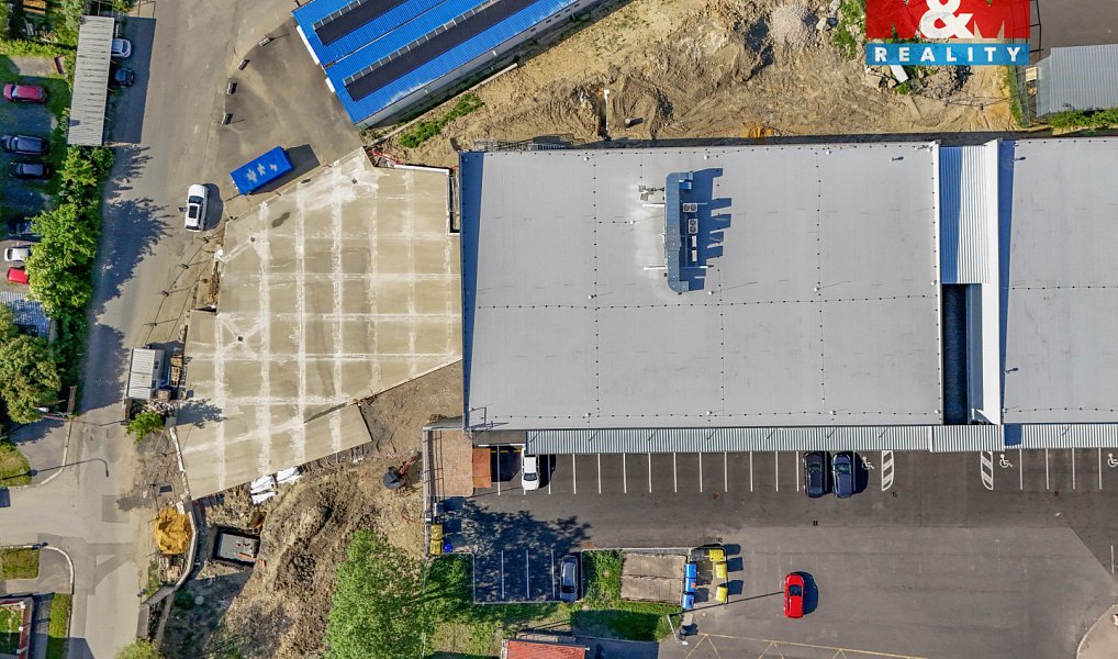 Pronájem skladovacích prostor 2 200 m², Cheb – náhled fotky 12