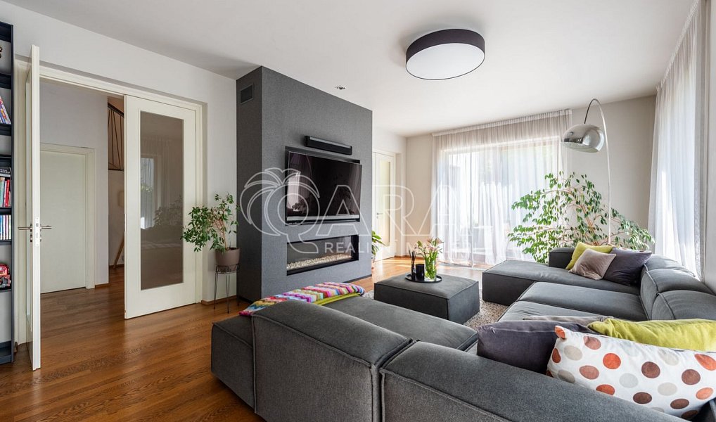Prodej domu 285 m² s pozemkem 848 m², Statenice – náhled fotky 10