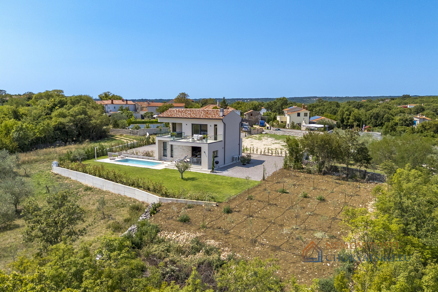 Prodej domu 111 m² s pozemkem 3 712 m² - Vista 6