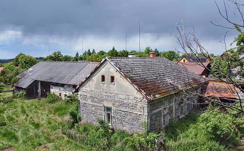 Prodej domu 110 m² s pozemkem 2 851 m², Vrchotovy Janovice - Šebáňovice, okres Benešov