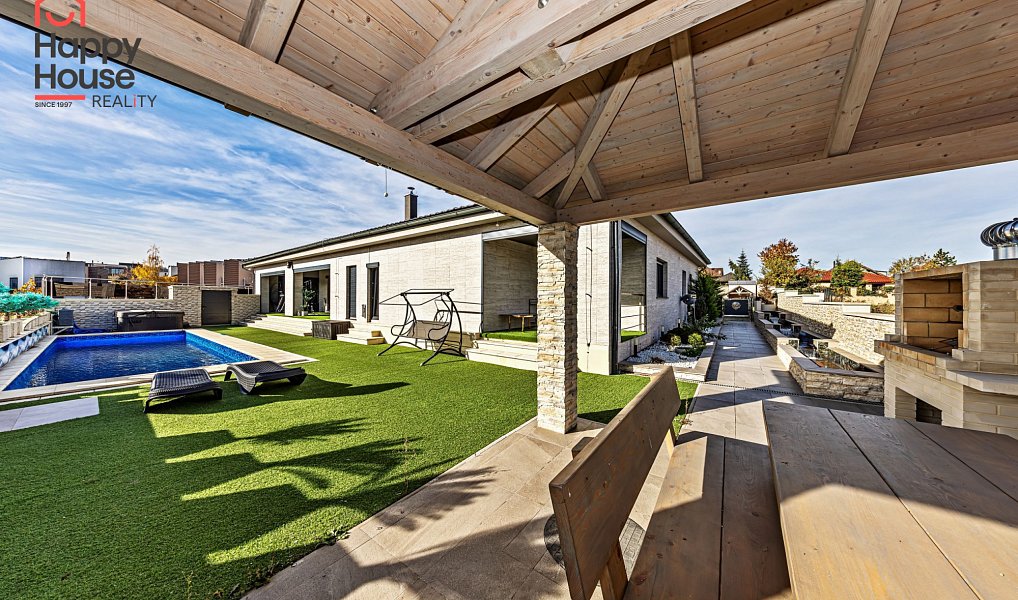 Prodej domu 378 m² s pozemkem 1 166 m², Králův Dvůr – náhled fotky 33