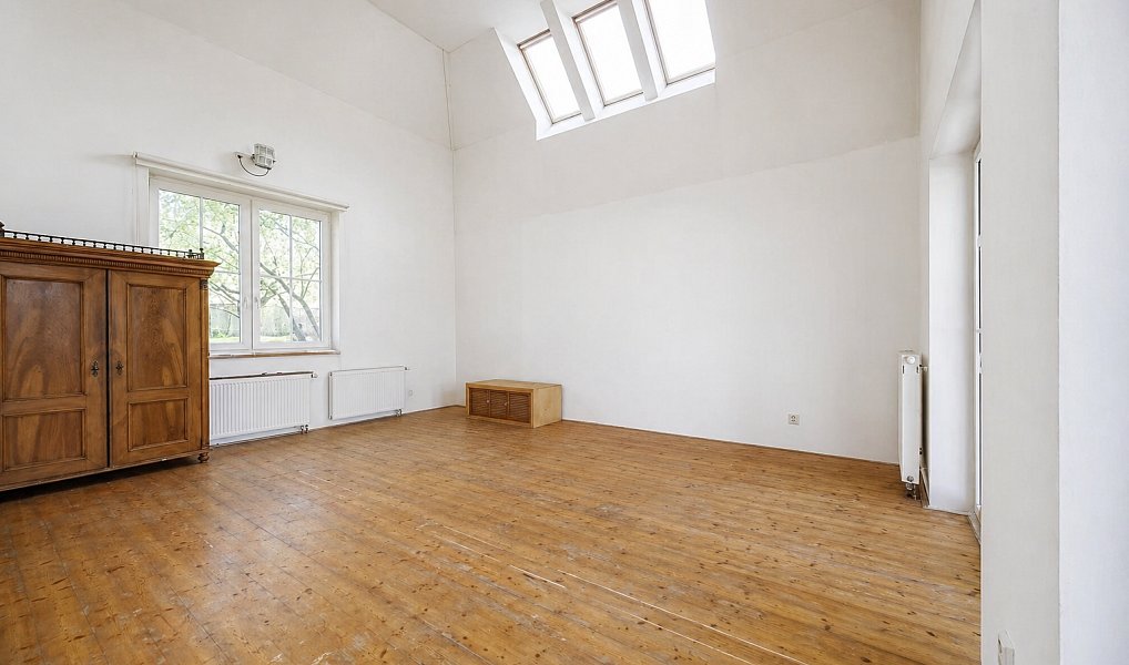 Prodej domu 300 m² s pozemkem 1 300 m², Praha – náhled fotky 23