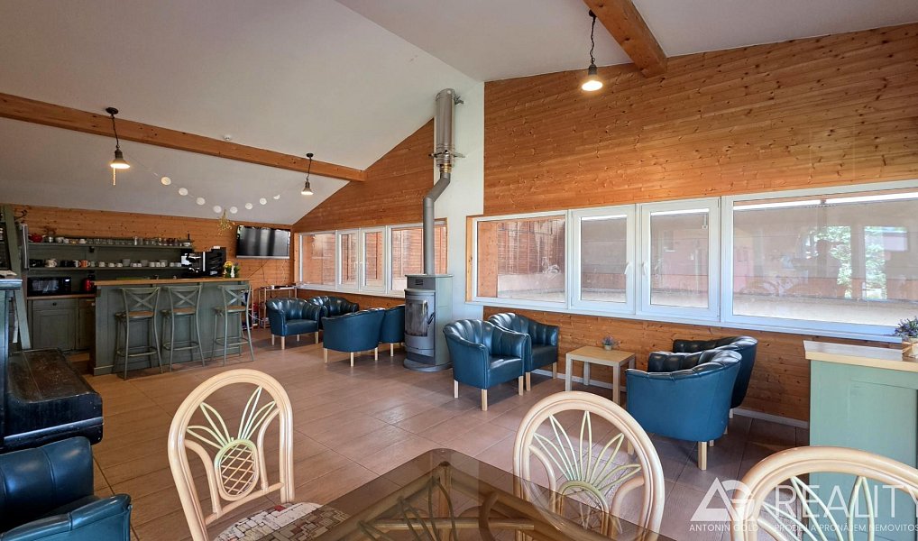 Prodej zemědělského objektu 5 128 m², Úžice – náhled fotky 13