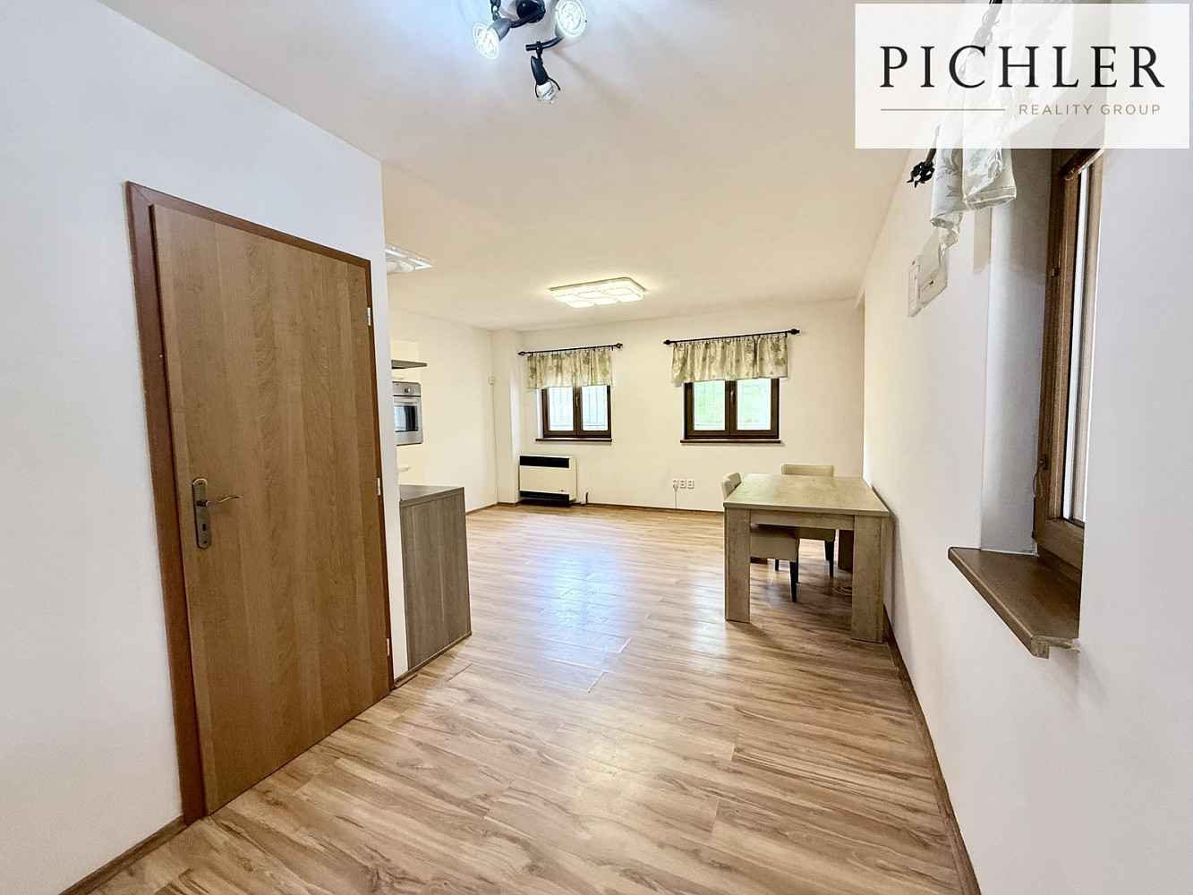 Pronájem bytu 1+1 37 m² — photo 4