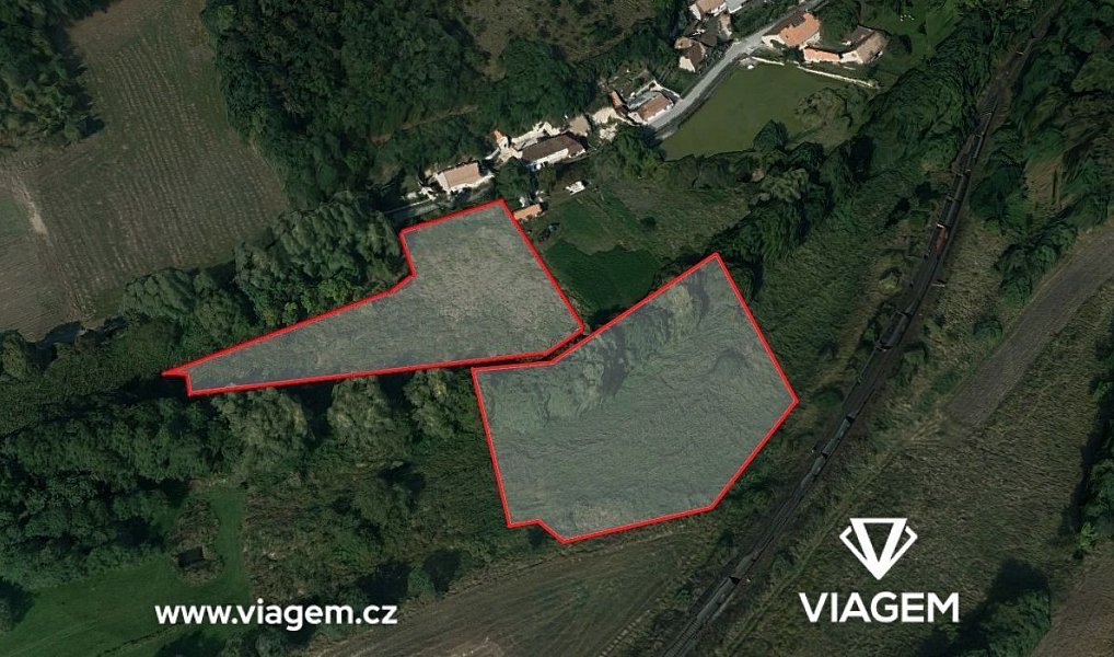 Prodej zahrady 2 392 m², Koleč – náhled fotky 3