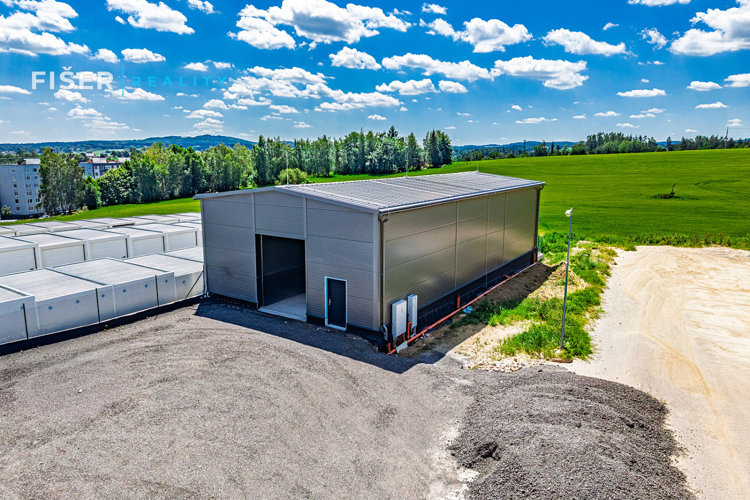 Pronájem skladovacích prostor 212 m²