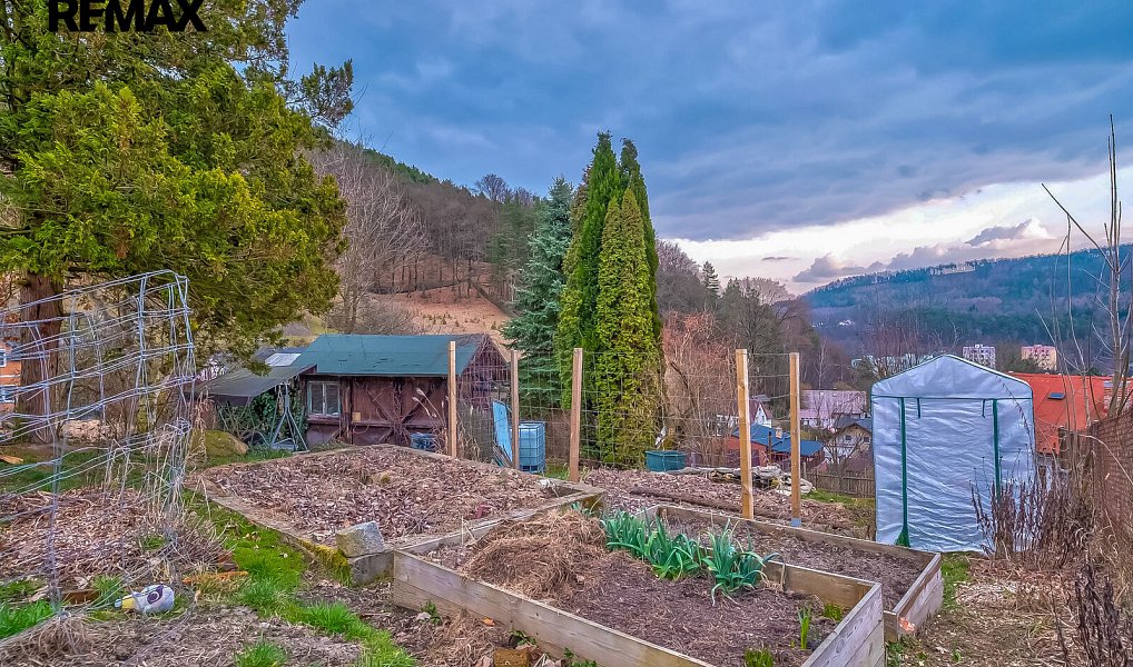 Prodej stavebního pozemku 1 240 m², Děčín – náhled fotky 4