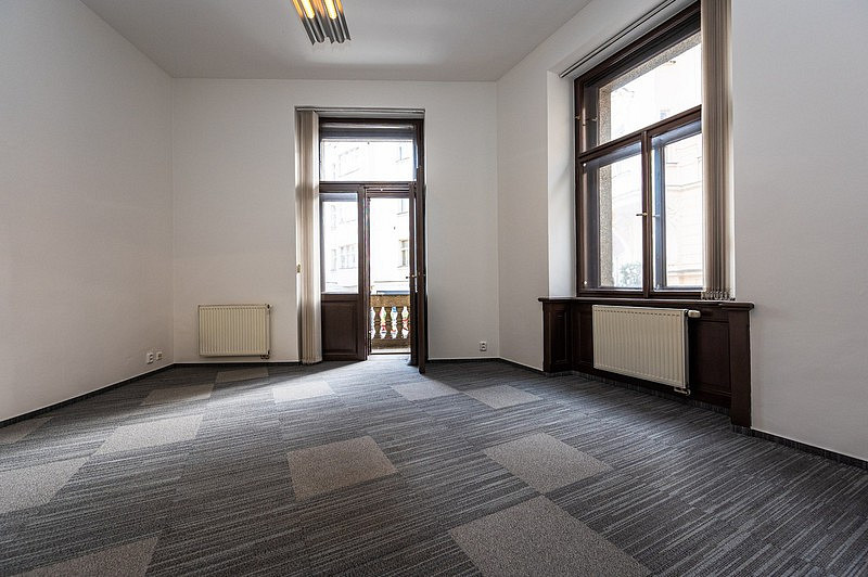 Pronájem reprezentativních kanceláří 212 m², Praha 1-Nové Město, ul. Na Struze - View 4