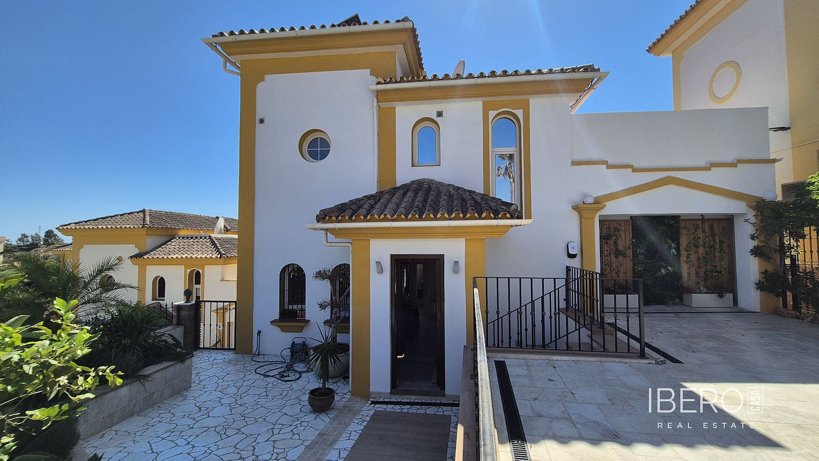 Casa 5+kk – Mijas, Riviera del Sol - Fase VIII, Urbanización Sitio de Calahonda - Vista 4