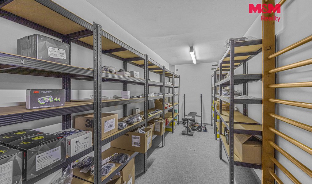 Prodej obchodních prostor 330 m², Pardubice – náhled fotky 13