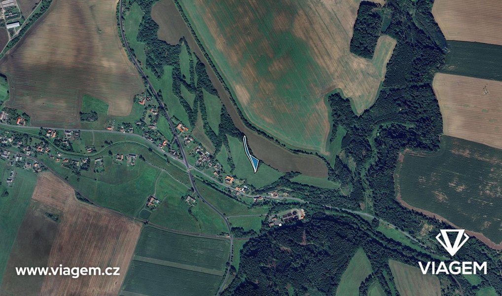 Prodej pole 3 044 m², Linhartice – náhled fotky 3