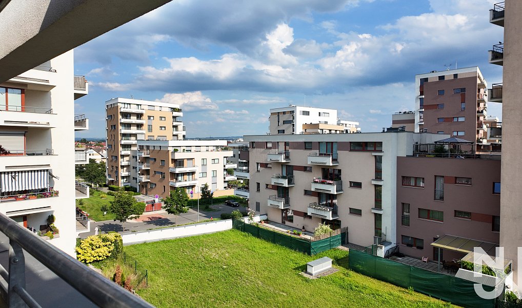 Prodej bytu 5+1 130 m², Praha – náhled fotky 14