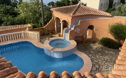 Prodej domu 240 m² s pozemkem 1 068 m², Javea, Španělsko