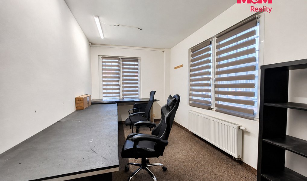 Pronájem obchodních prostor 100 m², Klášterec nad Ohří – náhled fotky 2