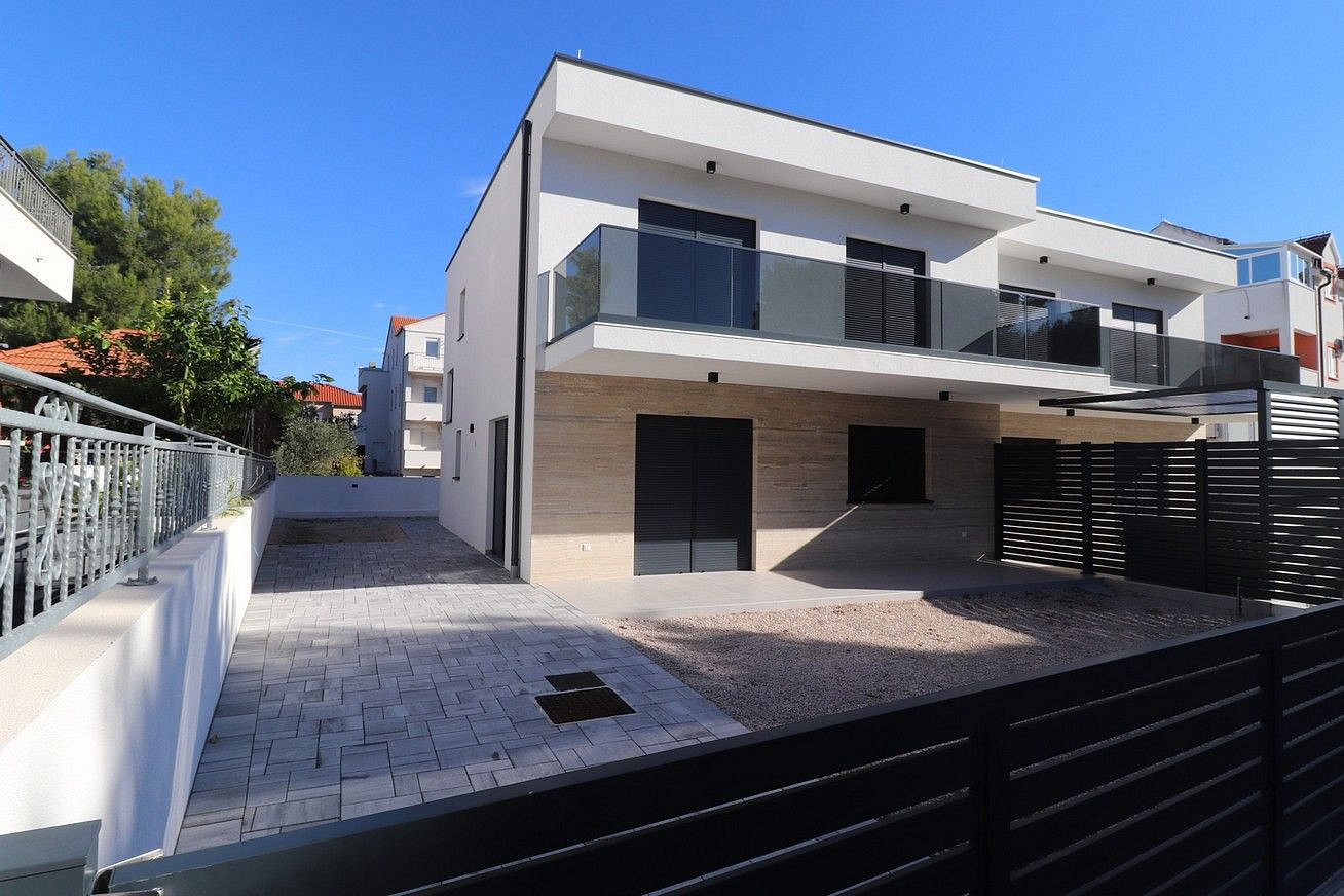 Prodej domu 160 m² s pozemkem 210 m²