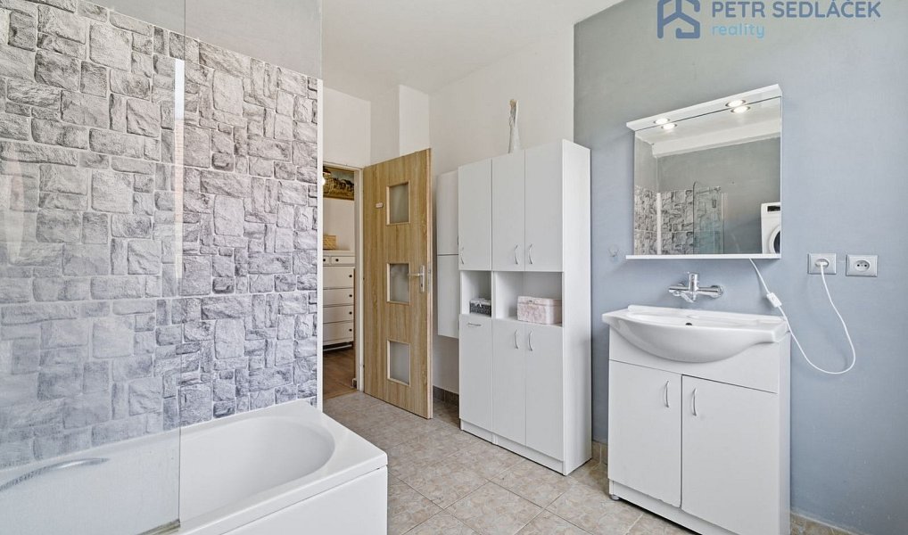 Prodej domu 122 m² s pozemkem 1 813 m², Vanovice – náhled fotky 13