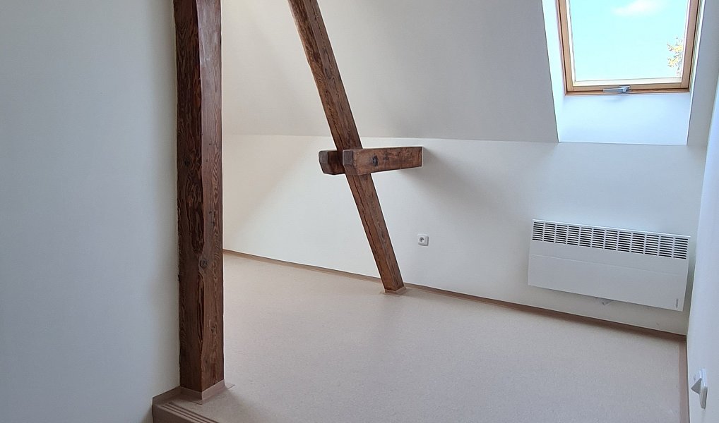Pronájem kanceláře 12 m², Milovice – náhled fotky 2