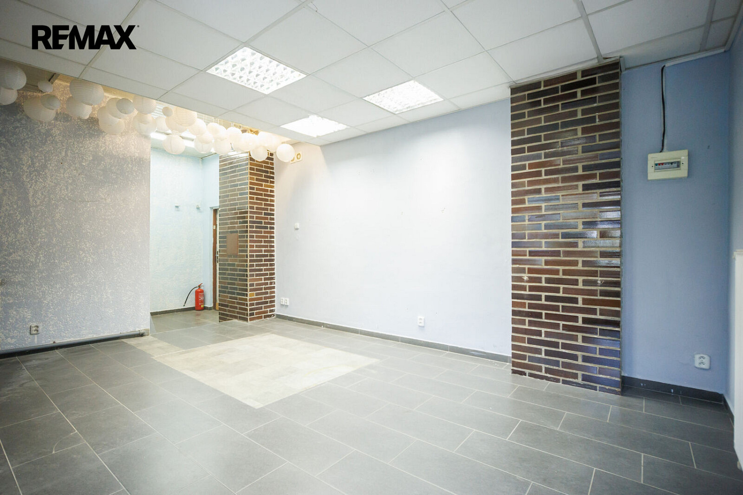 Pronájem obchodních prostor 20 m² – fotografie 3