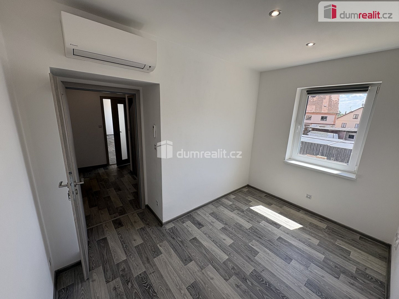 Pronájem bytu 3+kk 55 m² — photo 4